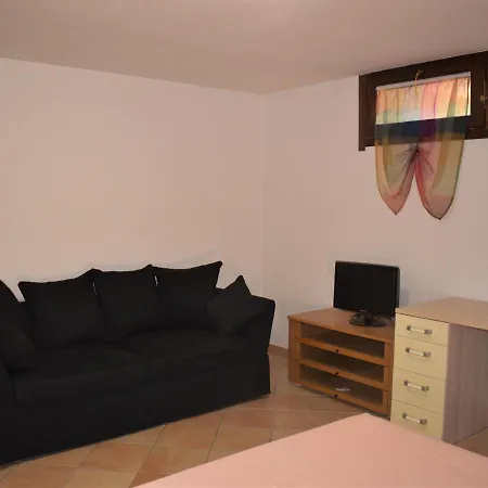La Tavernetta Degli Angeli Apartment *